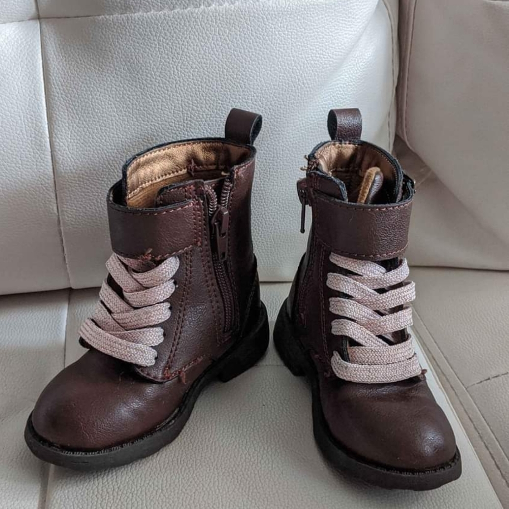Baby girl carter's boots
